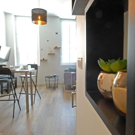 Appartement Neuf Hyper Centre _ Saint Ferreol Marseille Bagian luar foto