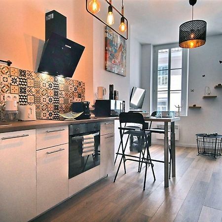 Appartement Neuf Hyper Centre _ Saint Ferreol Marseille Bagian luar foto