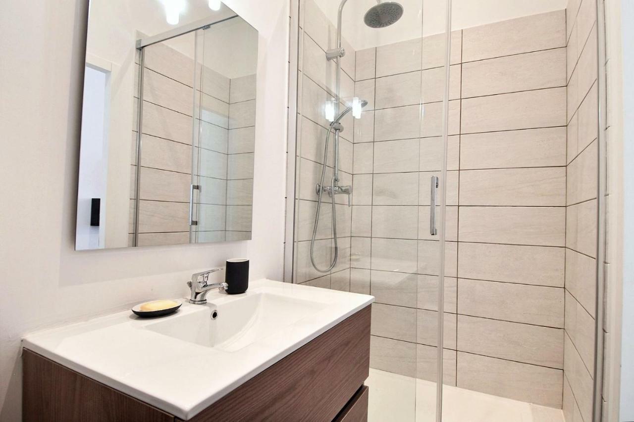 Appartement Neuf Hyper Centre _ Saint Ferreol Marseille Bagian luar foto